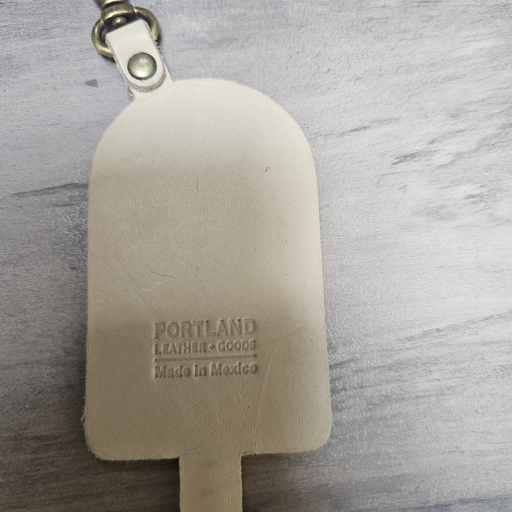 Portland Leather Keychain - Picture 2 of 3
